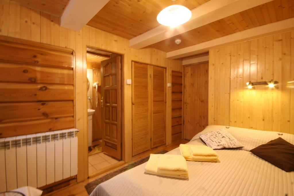 Willa Dewajtis Bed & Breakfast Zakopane Oda fotoğraf